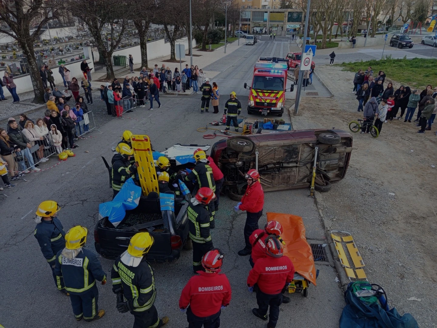 Intervenção dos Bombeiros Voluntários de Arrifana